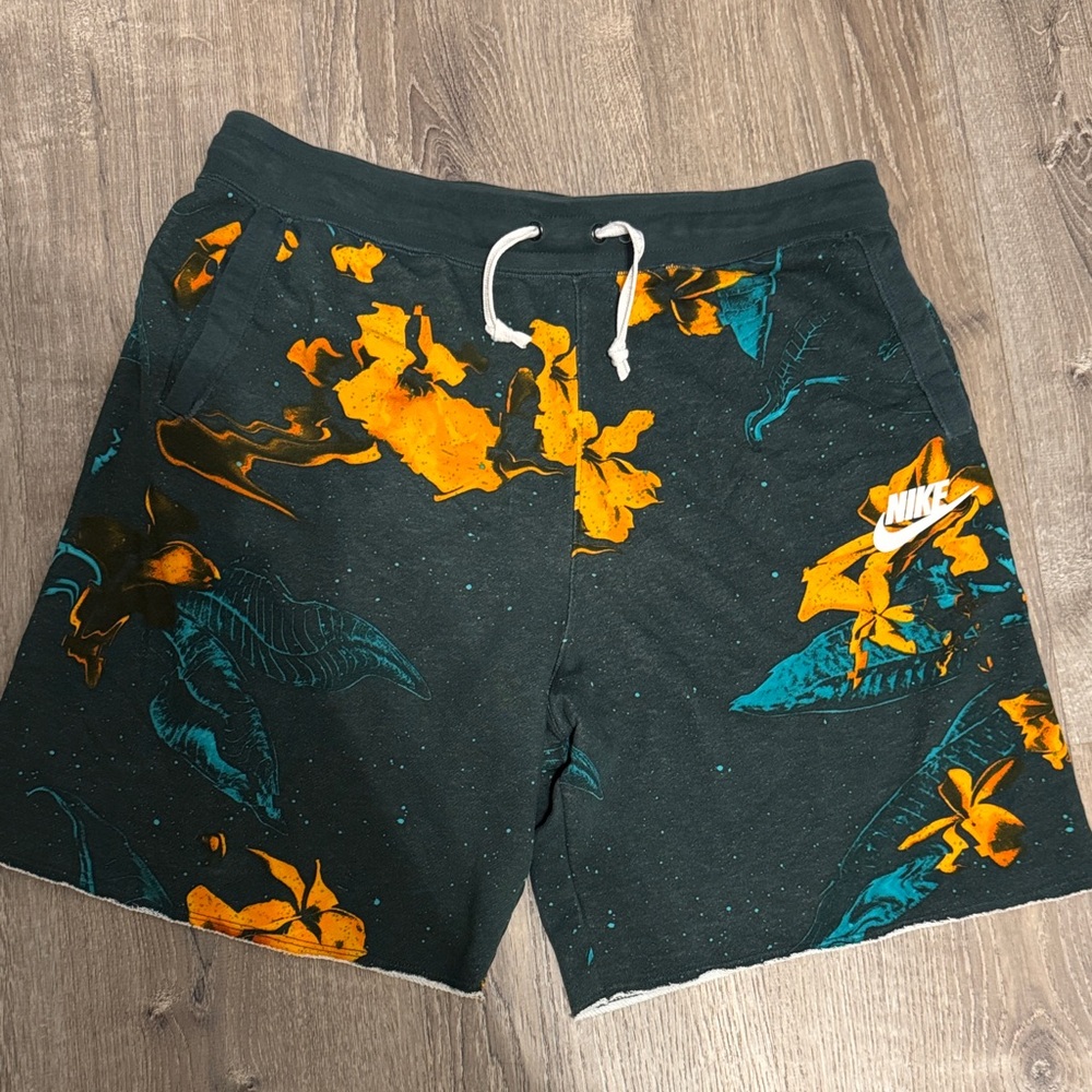 Nike Men's Floral Shorts XL- Black and Teal